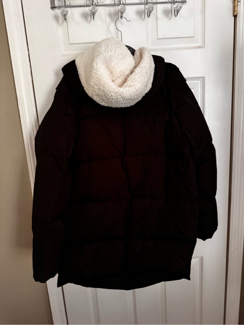 OROLAY  Black Puffer Jacket with White Sherpa Collar and Orange Lining like new - Picture 4 of 5